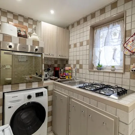 La Dimora Dei Nipoti Apartmán *